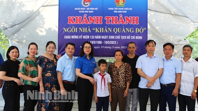 ពិធីសម្ពោធផ្ទះកន្សែងក្រហមសម្រាប់សមាជិកក្រុមក្នុងស្ថានភាពលំបាក