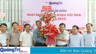 Lãnh đạo tỉnh chúc mừng các cơ quan báo chí nhân Ngày Báo chí cách mạng Việt Nam 21/6