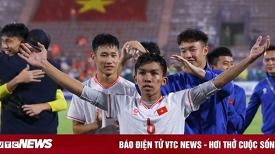 តើ​គួរ​តែ​រិះគន់ U17 វៀតណាម​ថា​លេង​ខ្មោច​ដល់​ពាក់​កណ្តាល​ប្រកួត​មែន​ទេ?