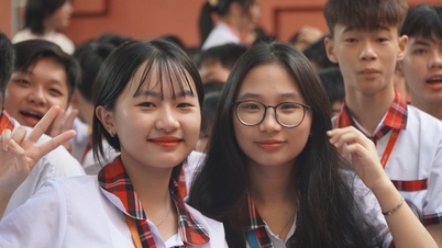 សាលា​គឺ​សម្រាប់​សិស្ស​ក្នុង​ការ​កែ​លម្អ​ខ្លួន​ឯង មិន​មែន​«​ដក​»​ពួក​គេ​ទេ។