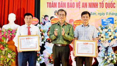 ទិវាការពារសន្តិសុខជាតិនៅឃុំ Phuc Son (Tan Yen) |=> ចុះផ្សាយក្នុងកាសែត Bac Giang