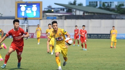 ជ័យជំនះយ៉ាងត្រចះត្រចង់លើក្រុម Viettel FC ក្រុម Thanh Hoa FC បានប្រមូលផ្តុំកំពូលតារាង