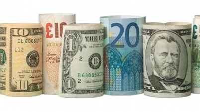 Signaling the strength of the greenback