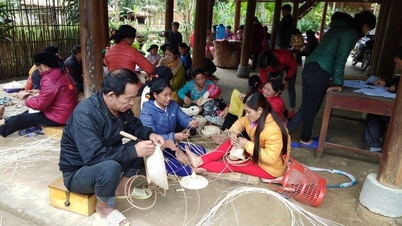 Hỗ trợ chuyển đổi nghề cho đồng bào dân tộc thiếu đất sản xuất