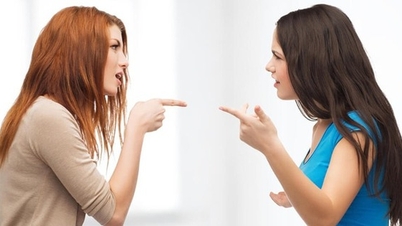 10 câu 'treo' cửa miệng của người EQ thấp khiến người khác ngán ngẩm