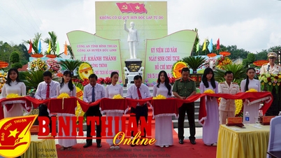 Khánh thành tượng đài Chủ tịch Hồ Chí Minh