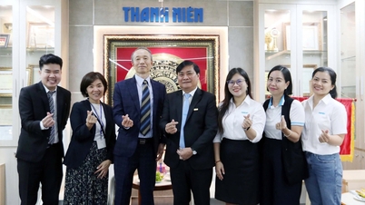 Consul General of Japan visits Thanh Nien Newspaper