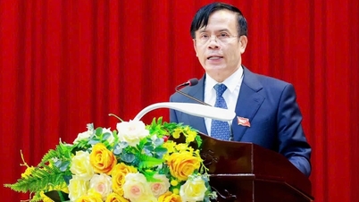 ការបោះឆ្នោតជ្រើសរើសបុគ្គលិកសំខាន់ៗសម្រាប់ទីក្រុង Vinh បន្ទាប់ពីការរួមបញ្ចូលគ្នា