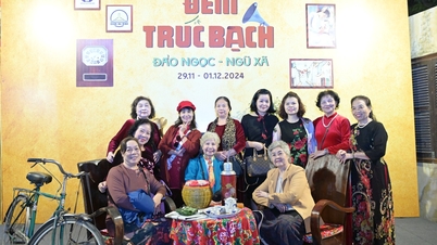 រាត្រី Truc Bach - ផលិតផលទេសចរណ៍តែមួយគត់នាំអ្នកទស្សនាត្រឡប់ទៅរយៈពេលឧបត្ថម្ភធន