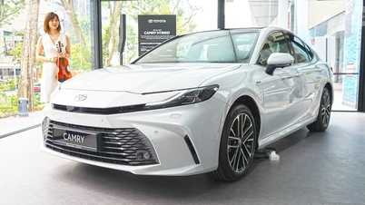 Toyota Camry 2025 ra mắt thị trường ASEAN, ngày về Việt Nam không còn xa