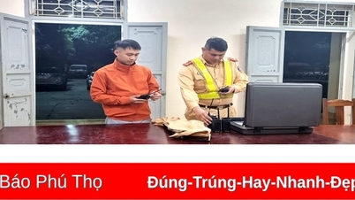 Mobile traffic police in disguise handle alcohol violations