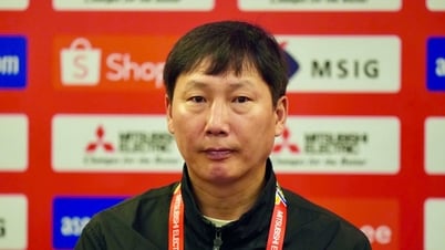 Mr. Kim recounted the situation of being denied a penalty and explained the rotation of players.