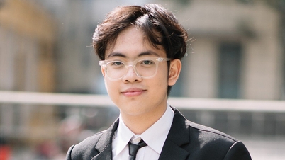 គីមីវិទ្យា Golden Boy ឈ្នះអាហារូបករណ៍ពេញទៅសាកលវិទ្យាល័យអូស្ត្រាលី