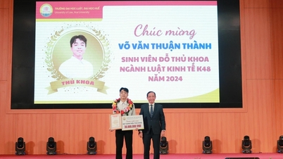Thủ khoa Trưởng ĐH Luật Huế được thưởng 30 triệu đồng