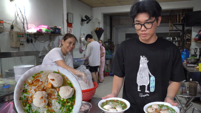 ហាង​គុយទាវ​លក់​ប្រហិត​ជាង​កន្លះ​គីប​ក្នុង​មួយ​ថ្ងៃ។