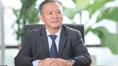 Sacombank បញ្ចប់កិច្ចសន្យាជាមួយអគ្គនាយករង Phan Dinh Tue