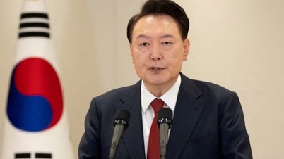 Police raid South Korean presidential office again, but fail
