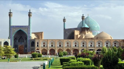 Iran thông báo bắn hạ thiết bị bay không người lái