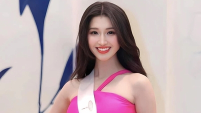 ជើងឯករង Phuong Nhi ក្នុង Top 20 Beauty Timeless