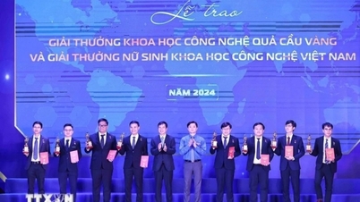 Trao Giải thưởng Quả cầu vàng 2024 cho 10 nhà khoa học trẻ xuất sắc