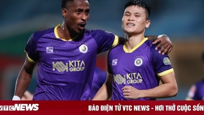 Hà Nội FC thắng dễ dàng SLNA