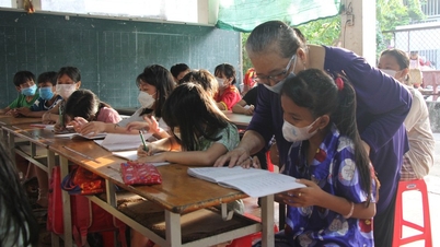 Rộn ràng lớp học hè miễn phí