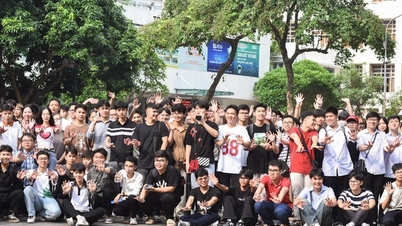 សិស្សទទួលបានពិន្ទុអនុវត្តបន្ថែម ប្រសិនបើពួកគេទៅសាលារៀនដោយឡានក្រុង។