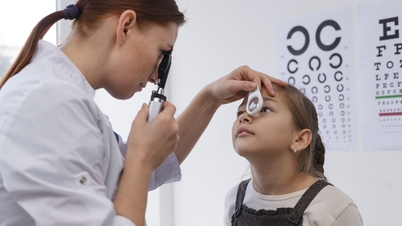សញ្ញាព្រមាននៃ retinoblastoma ចំពោះកុមារ