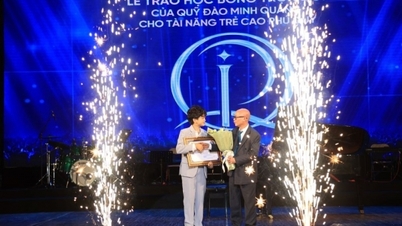មូលនិធិ Dao Minh Quang ជាលើក​ដំបូង​ផ្តល់​អាហារូបករណ៍​ពេញ​មួយ​ជីវិត​ដល់​យុវជន​ដែលមាន​ទេពកោសល្យ​វៀតណាម