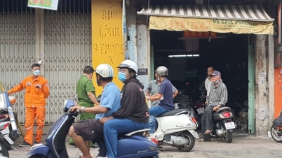 Dos personas murieron en el tejado de un taller de reparación de Vespas en Ciudad Ho Chi Minh, sospechosamente electrocutadas.