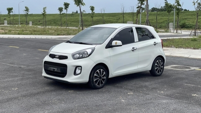 Giảm sâu đấu Hyundai Grand i10