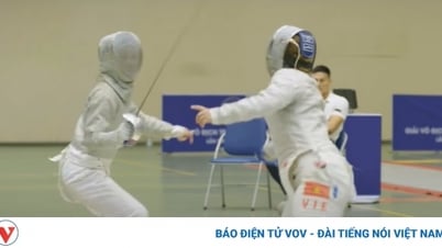 ការសម្តែងរបស់ Dong កំពុងធ្លាក់ចុះ។
