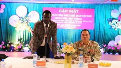 រដ្ឋមន្ត្រីក្រសួងអប់រំ Abyei អរគុណវៀតណាម Blue Berets សម្រាប់ការគាំទ្រផ្នែកអប់រំ