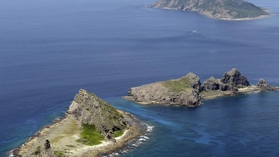 Japan protests China's placement of buoys near disputed islands