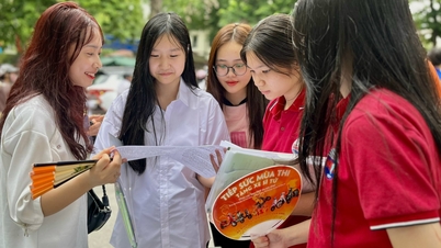 Hà Nội: Công bố điểm chuẩn vào lớp 10 các trường chuyên THPT, chuyên Toán tăng mạnh