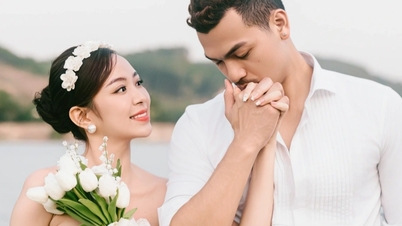តារាសម្ដែង Kim Oanh ក្នុងរឿង "Love the Sunny Days" បានបង្ហាញមុខជាសាធារណៈនូវអនាគតស្វាមីរបស់នាងជាលើកដំបូង