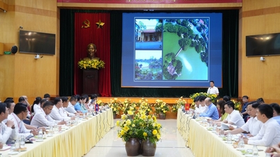 Quận Hoàn Kiếm chia sẻ kinh nghiệm với đoàn cán bộ Thủ đô Vientiane (Lào)