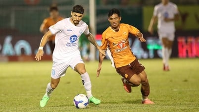 ការប្រយុទ្ធគ្នារវាងម្ចាស់ជើងឯកពីរ