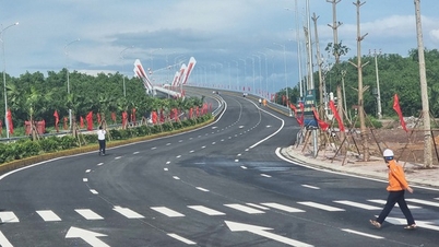 Le pont Ben Rung, d'une valeur de près de 2 000 milliards de dollars, relie Hai Phong à Quang Ninh