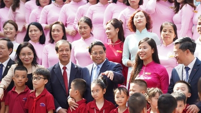 Các thầy cô giáo tạo động lực, truyền cảm hứng cho các học sinh