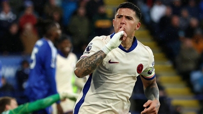 Enzo Fernandez shines, Chelsea defeats Leicester City