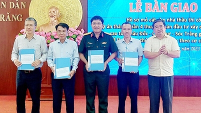 ប្រគល់​អណ្តូង​ខ្សាច់​ចំនួន​៥​កន្លែង​សម្រាប់​ការ​សាងសង់​ផ្លូវ​ល្បឿន​លឿន​ចូវដុក​-​កឹន​ថូ