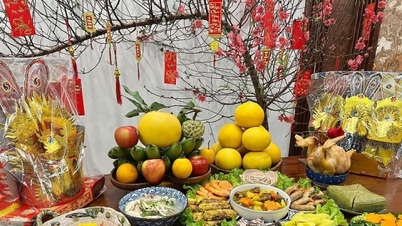 Is it okay to worship Ong Cong Ong Tao after 12 o'clock on December 23?