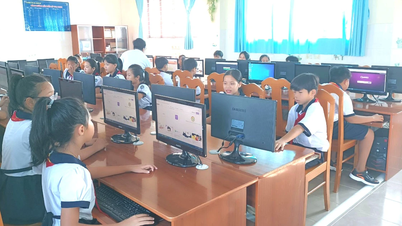 Untangling the bottlenecks of digital transformation in education