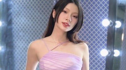 Romantic with dreamy purple outfit