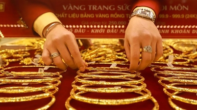 តម្លៃ​មាស​ពិភពលោក​ហក់​ឡើង​ខ្ពស់​ខ្លាំង​គ្រប់​ពេល