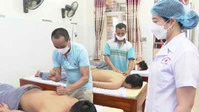 Cơ sở xoa bóp người mù phải 'gánh thuế tiêu thụ đặc biệt', Bộ Tài chính nói gì?