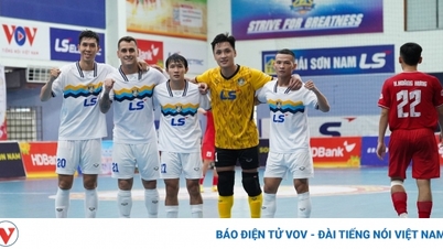 កីឡាករ​ថៃ Son Nam TP.HCM បាន​ការពារ​តំណែង​ជើង​ឯក​ដោយ​ជោគជ័យ​២​ប្រកួត​ត្រូវ​ទៅ។