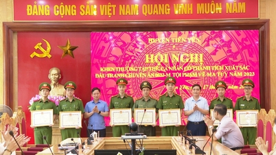 Tiên Yên: Khen thưởng tập thể, cá nhân có thành tích xuất sắc đấu tranh phòng, chống tội phạm về ma túy năm 2023
