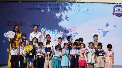 Happy first day of school for first graders in Ho Chi Minh City